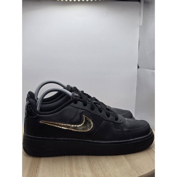 Authentic Nike Air Force 1 LV8 3 Removable Swoosh, AR7446-001, Womens 7.5 GS 6Y - Picture 3 of 10